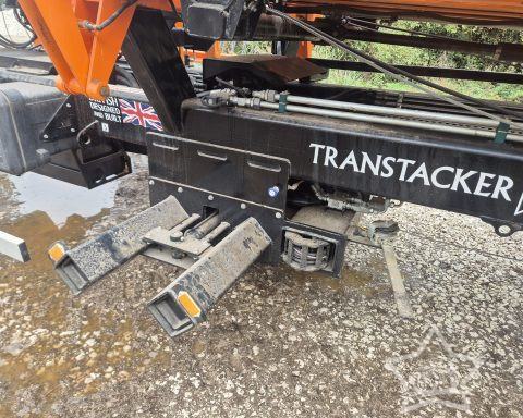 Transtacker 4100 Bale Chaser