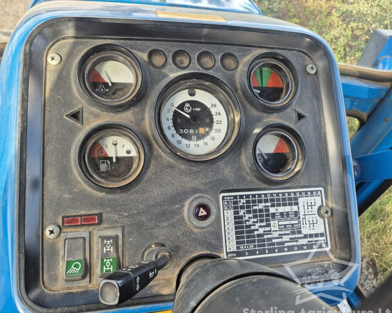 Ford TW25
