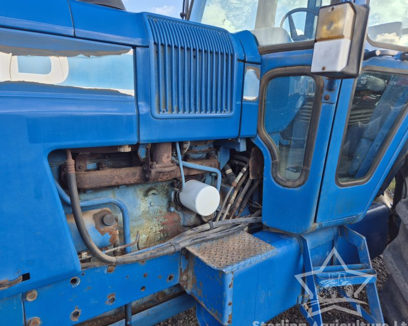 Ford TW25
