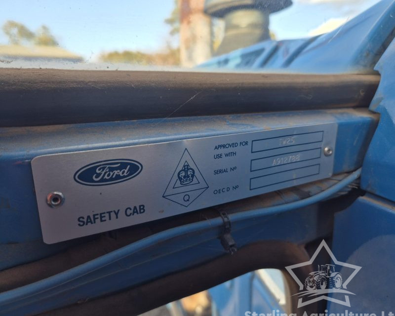 Ford TW25