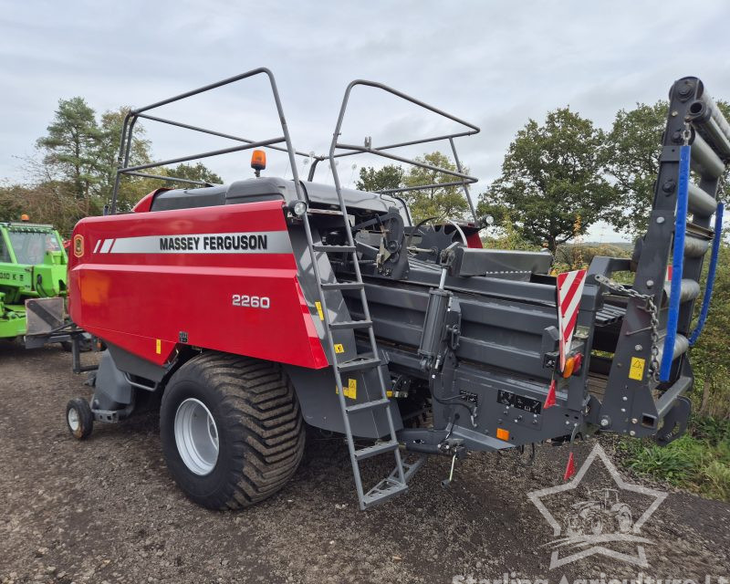 Massey Ferguson 2260 Baler