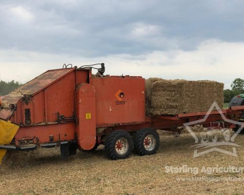 Larrington Straw Spreader