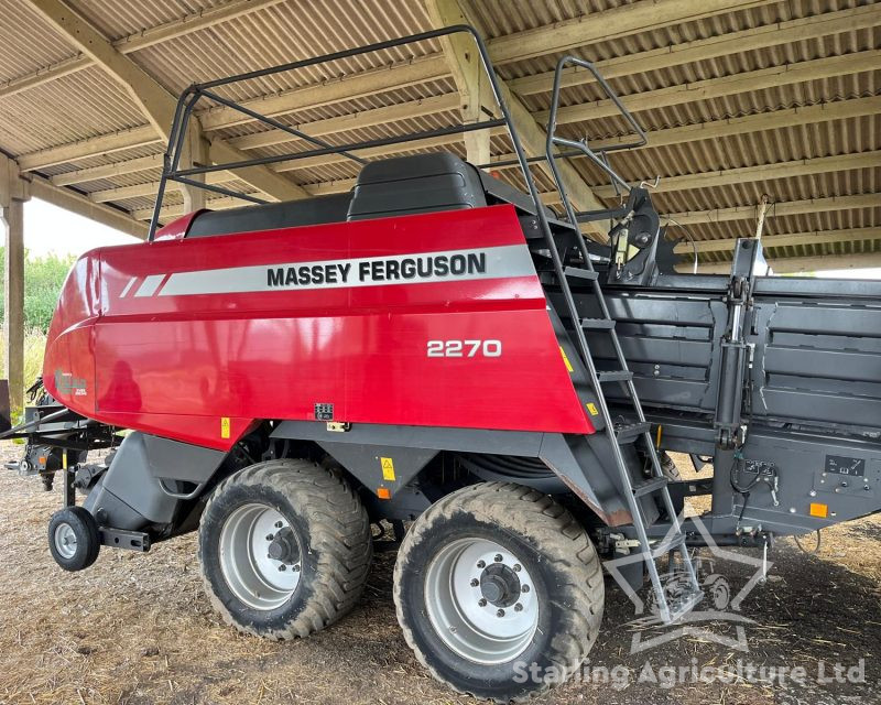 Massey Ferguson 2270 Baler
