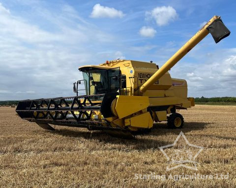 New Holland TX68 Combine