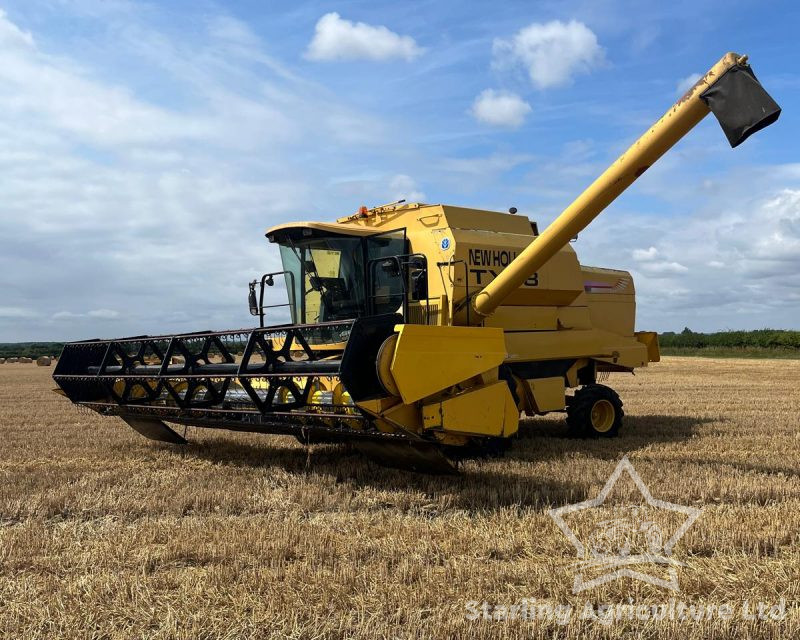 New Holland TX68 Combine