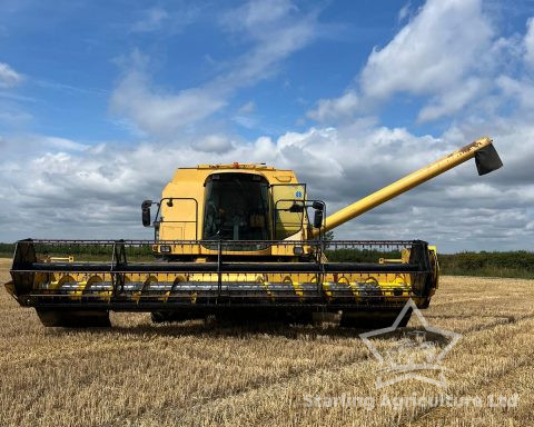 New Holland TX68 Combine