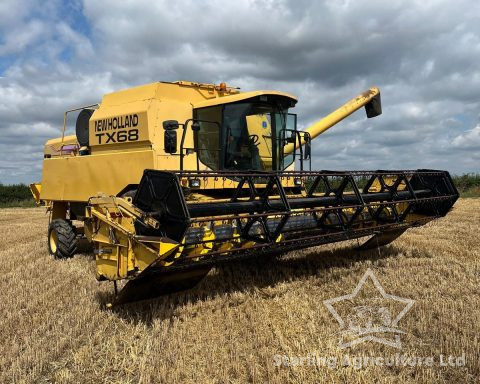 New Holland TX68 Combine