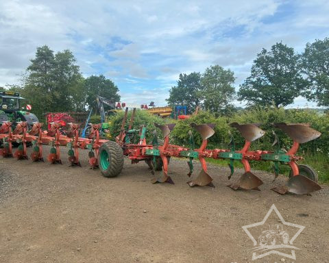 Kverneland PW100 10F Plough