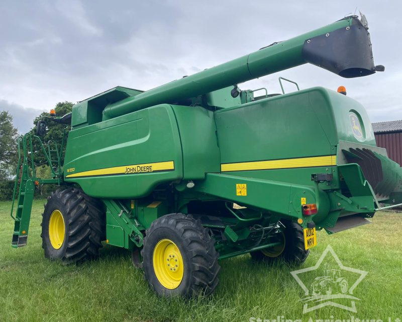 John Deere W550 Combine