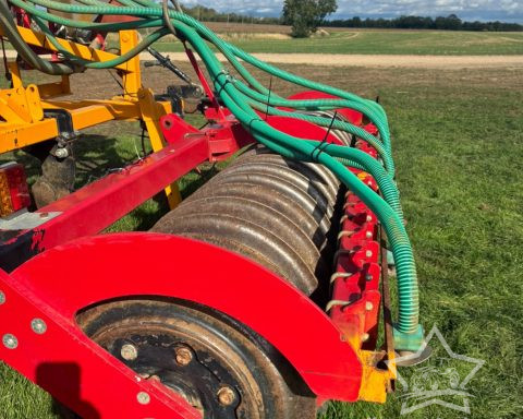 McConnell / Tilso  Rape & Fert  Applicator