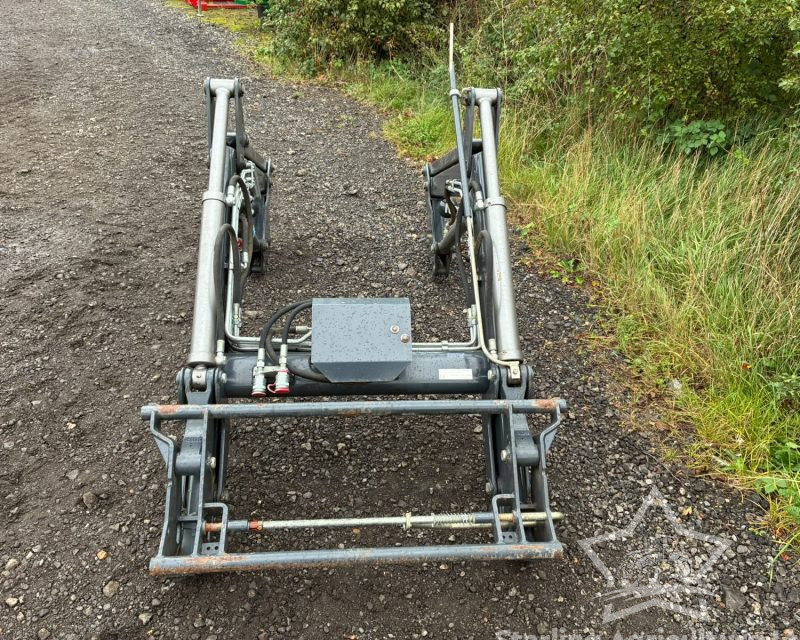 Stoll Robust F4 Loader for Fendt 206V